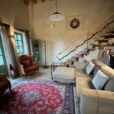 Aristi Boutique Stonehouse With Attic Apartment Exterior photo