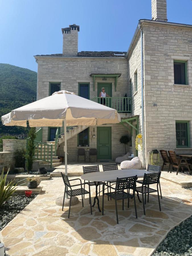 Aristi Boutique Stonehouse With Attic Apartment Exterior photo